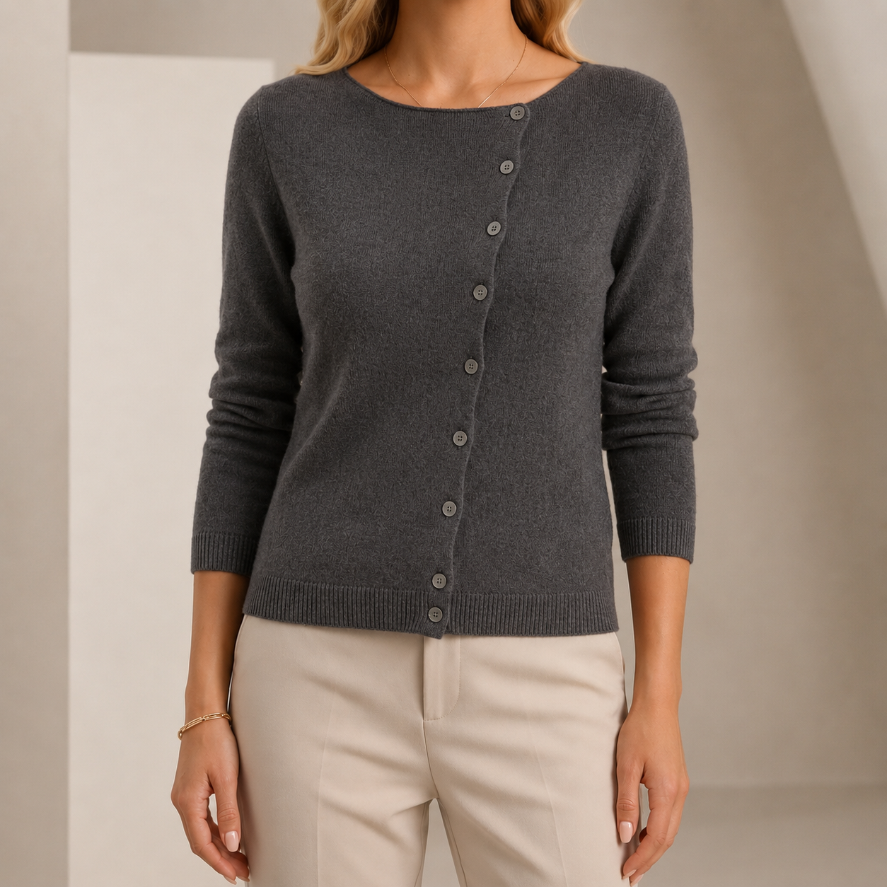 Elara Woman's Cardigan